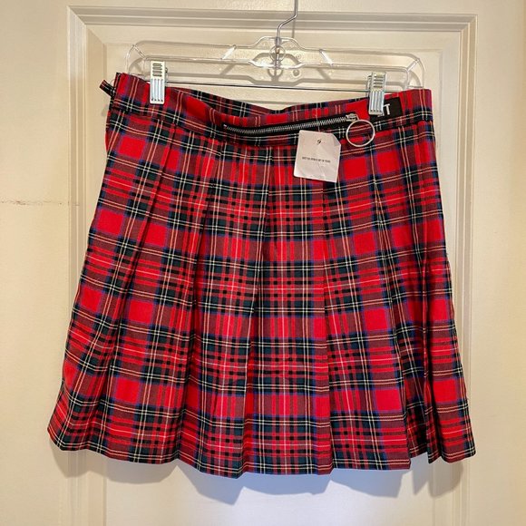 Red Plaid Mini Skirt - Picture 2 of 5